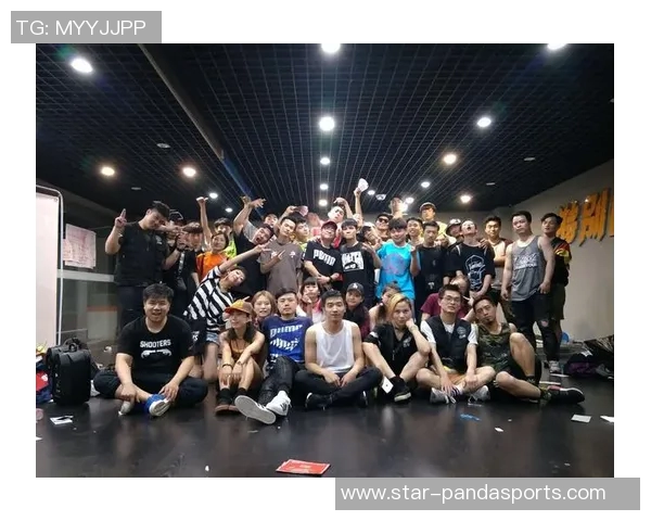 运动街舞评论北京街舞队边路渗透的优缺点与体育发展关系探讨